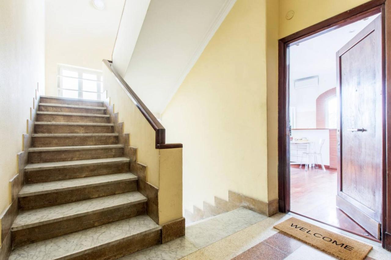 Welcome Dhome - Cozy Penthouse With St. Peter View Rome Exterior photo