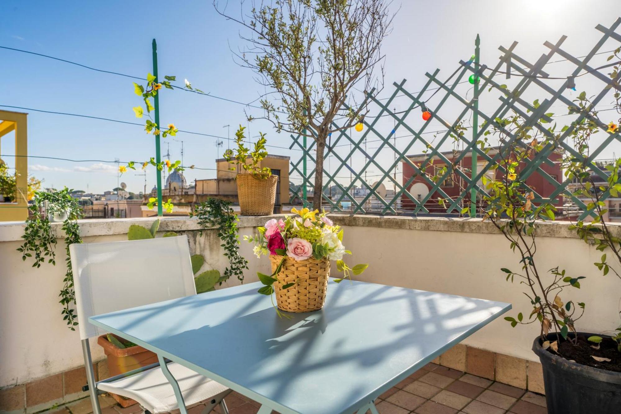 Welcome Dhome - Cozy Penthouse With St. Peter View Rome Exterior photo